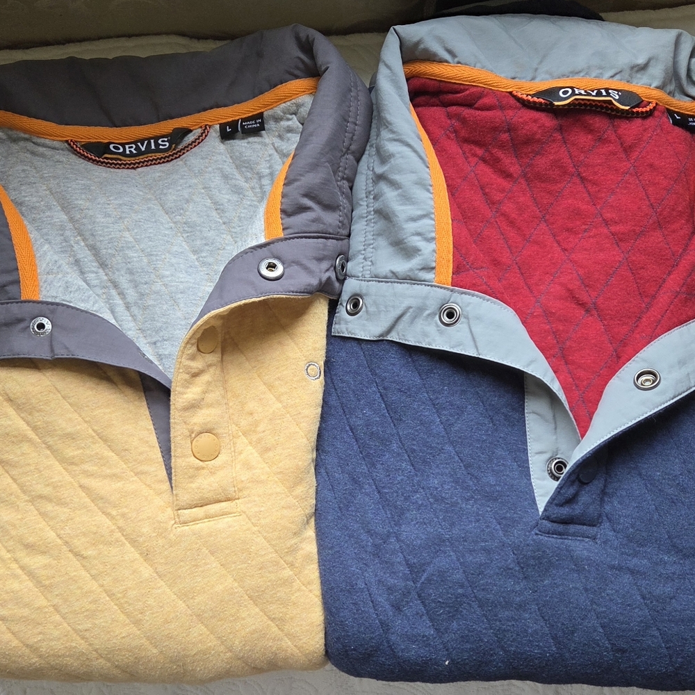 Bundle of 2 Orvis Sweatshirts
